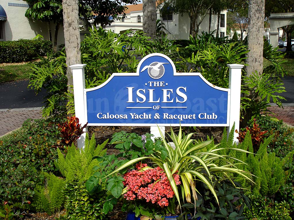 Caloosa Isles Signage